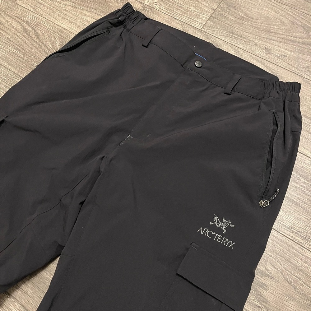Arc'teryx first generation stretch light cargo pants image 3